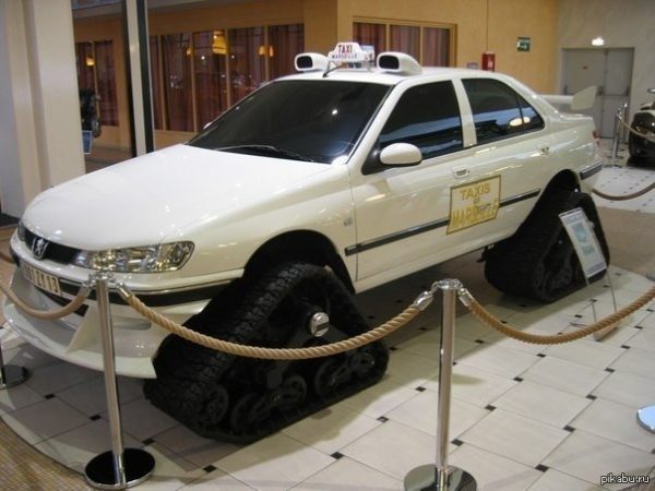 Машина из фильма Такси