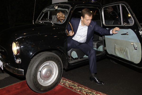Машина Дмитрия Медведева