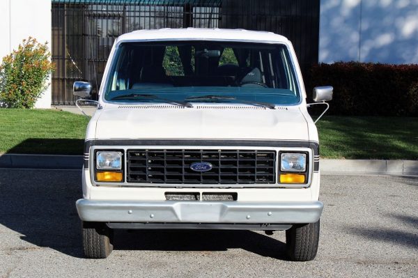 Ford Econoline 1984